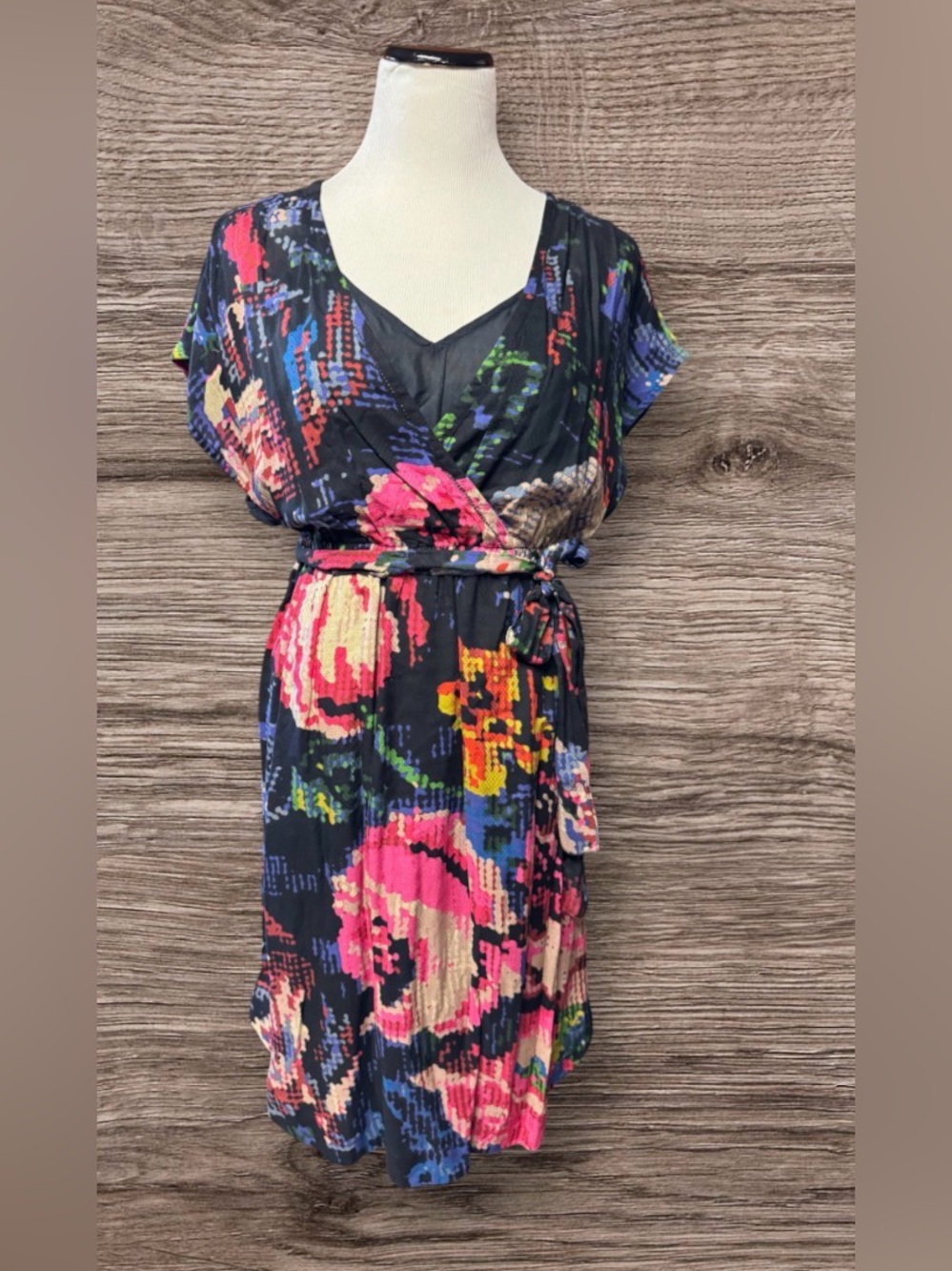Like new! Anthropologie Astrid Needlepoint Mini Dress SZ S